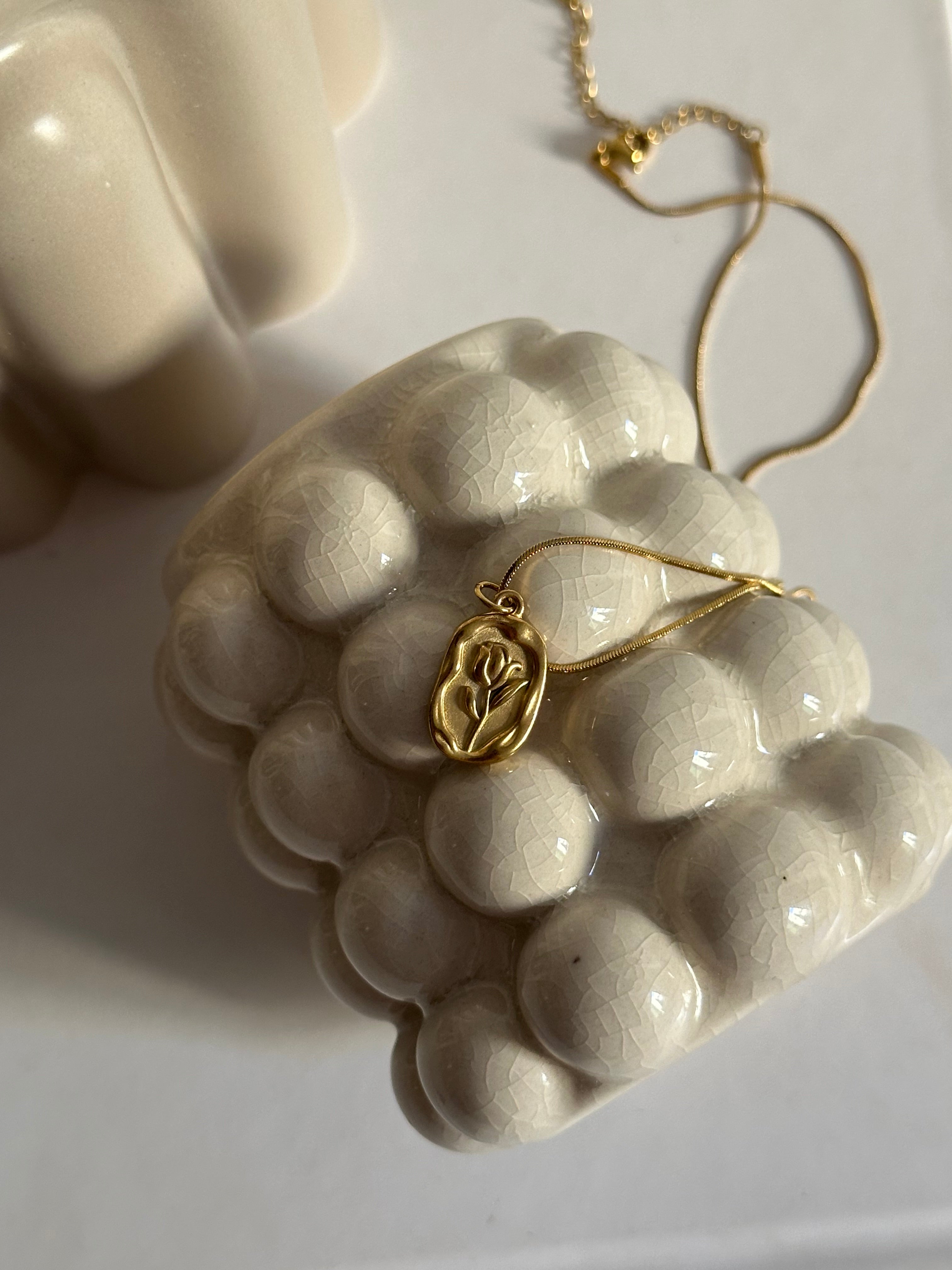 Collar Bella