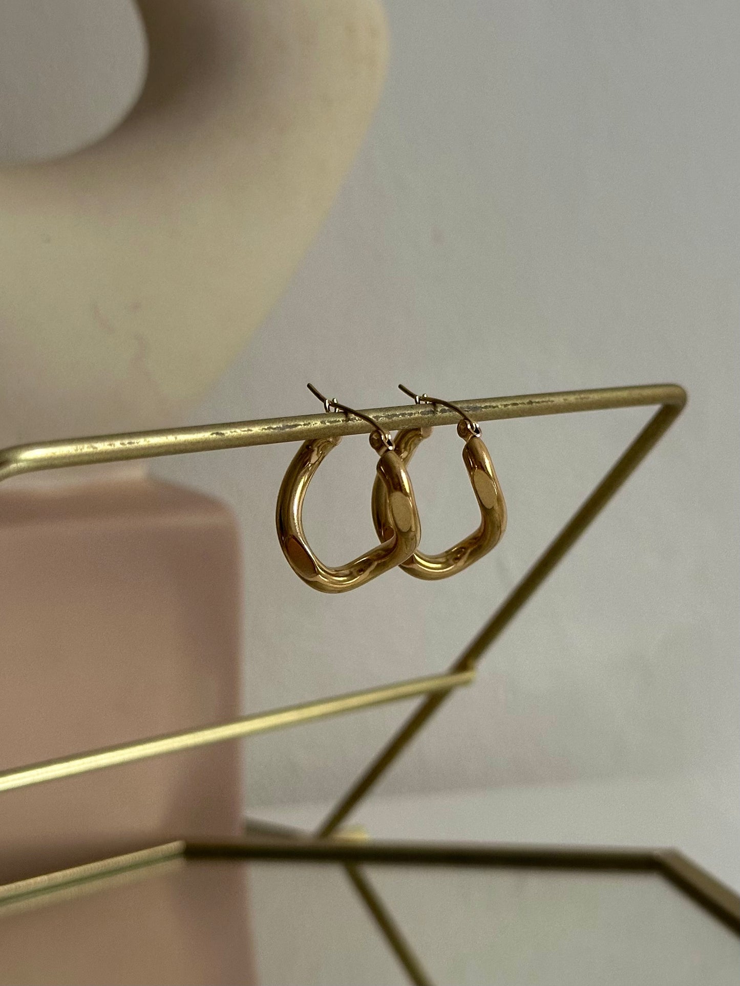 Aros Olivia