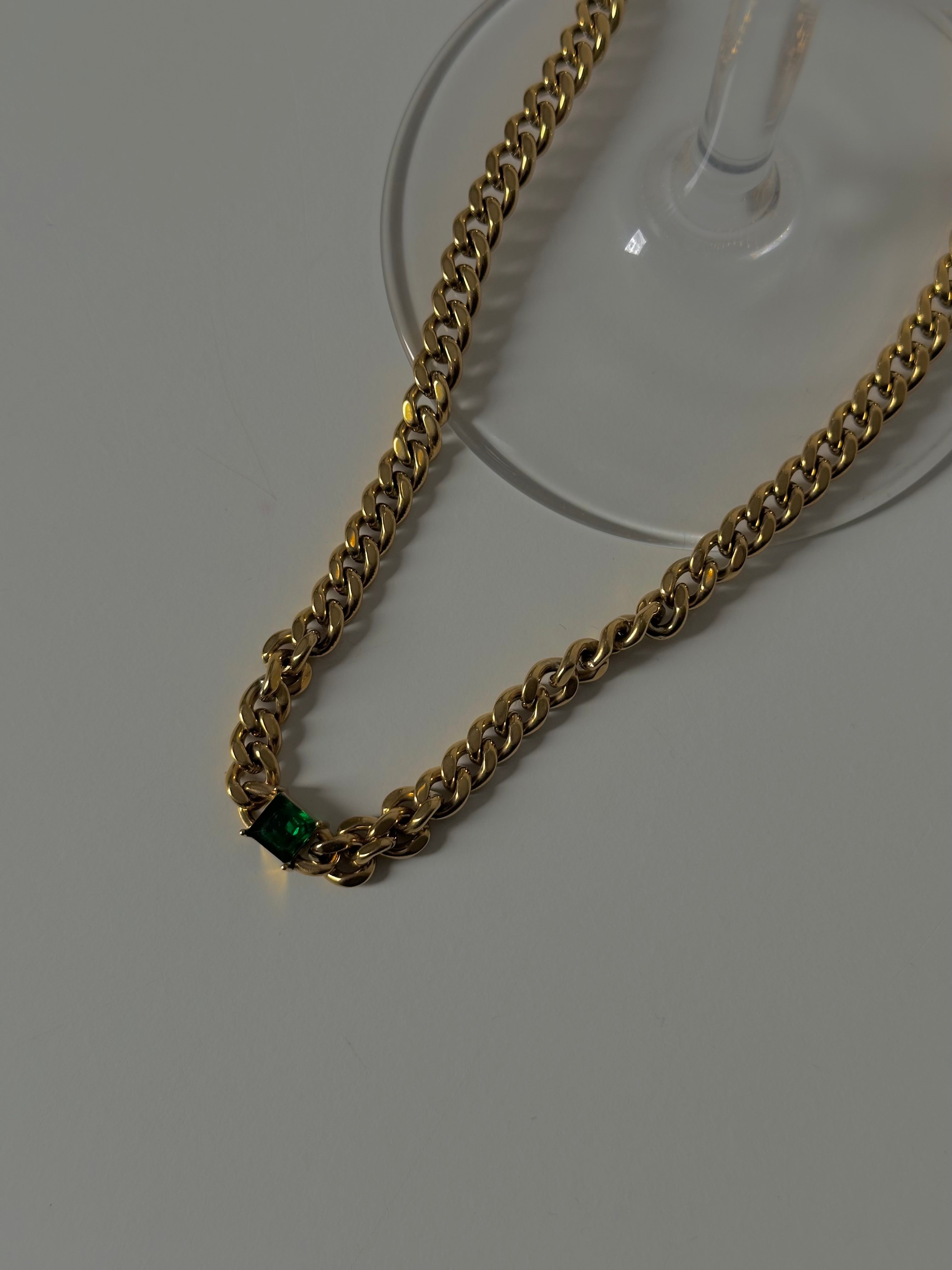 Collar Greco