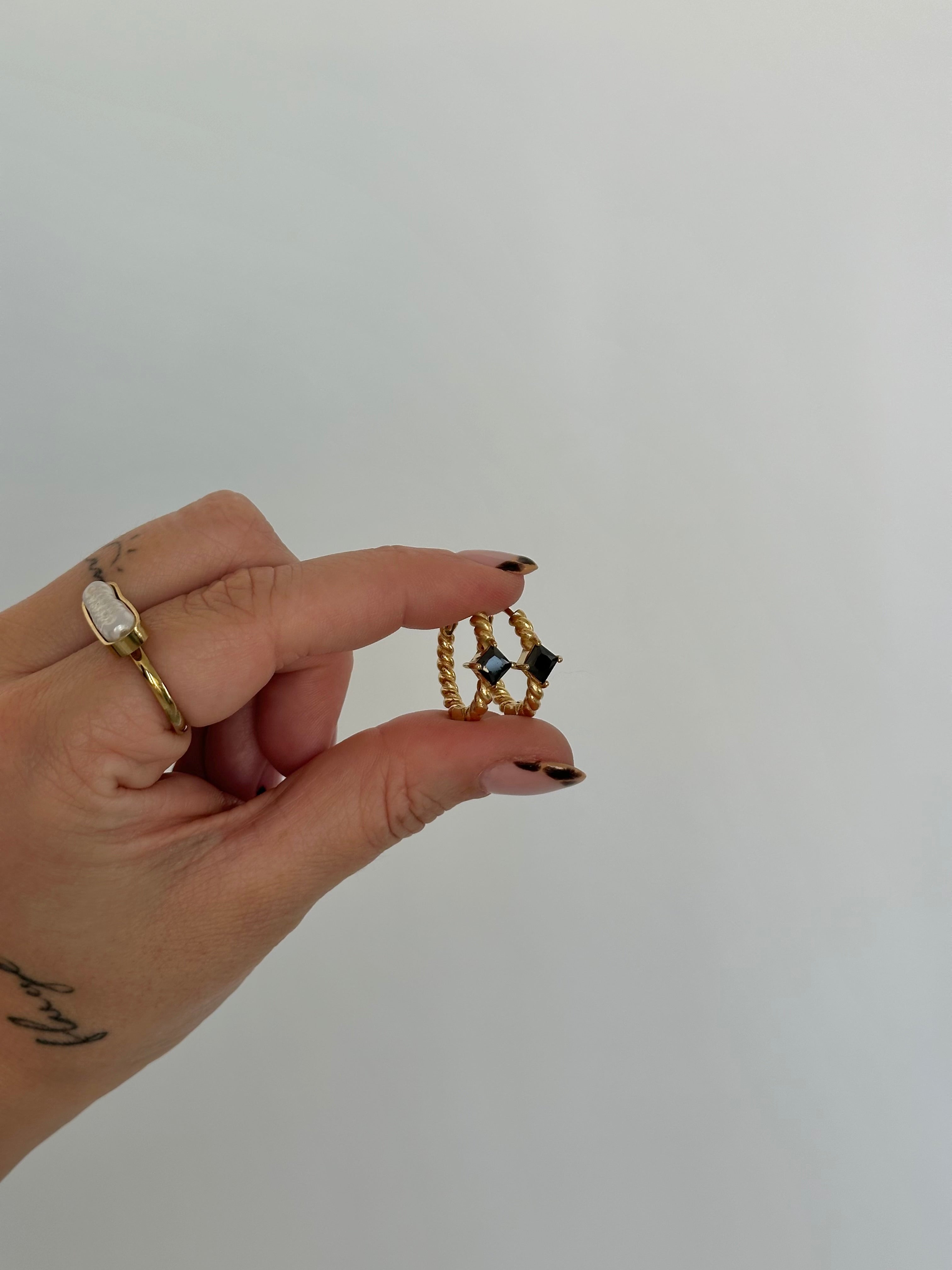 Aros Circonitas negro