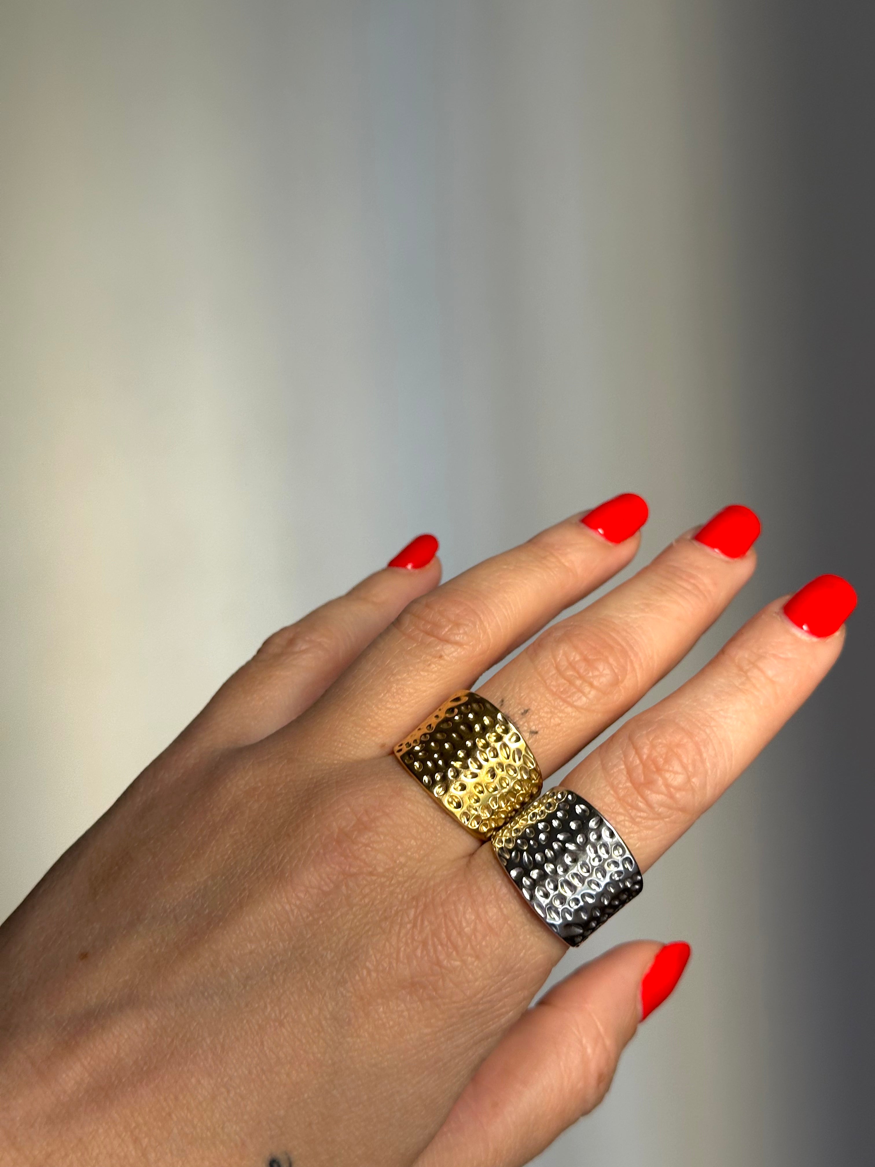 Anillo Lirio