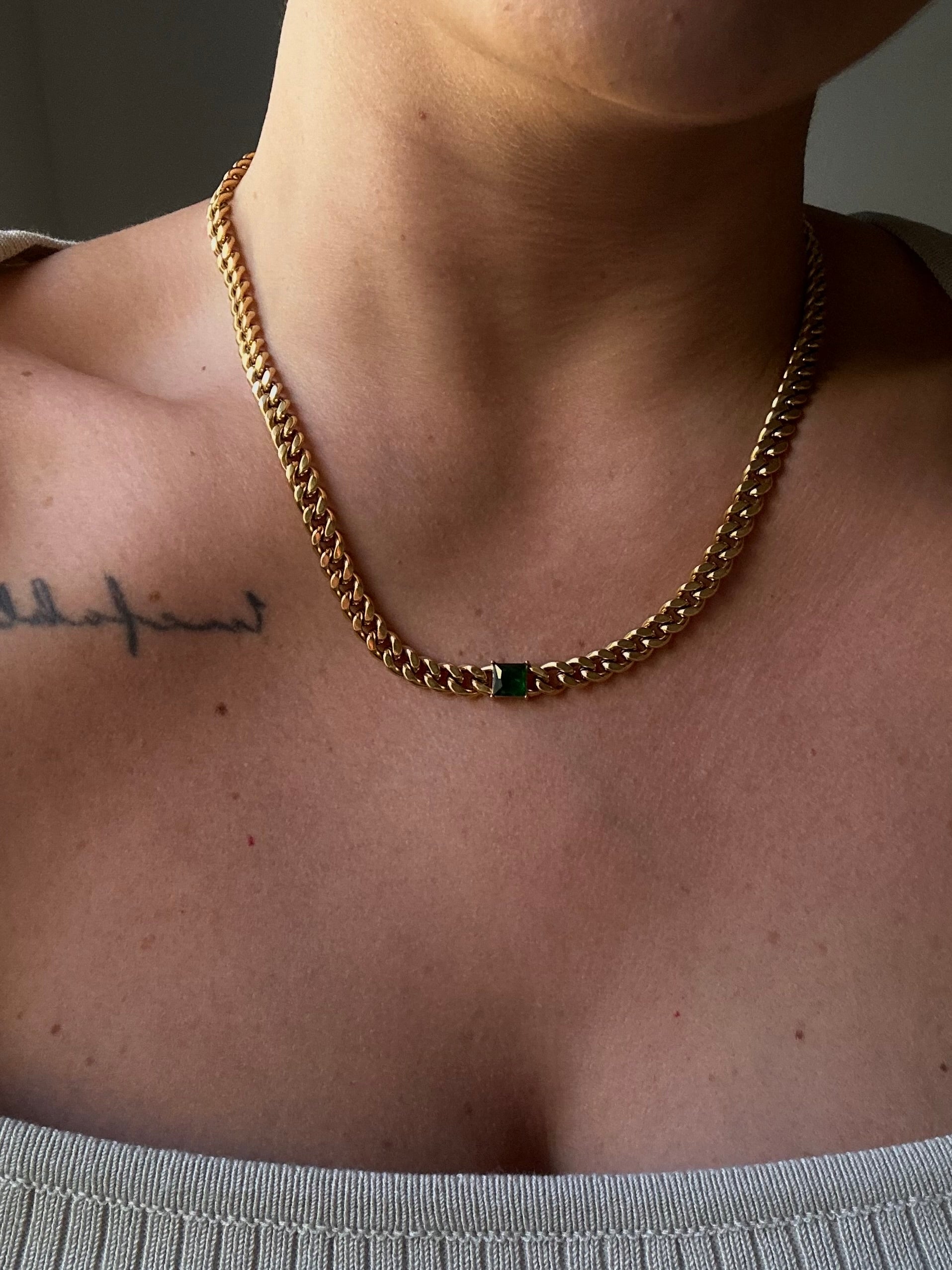 Collar Greco