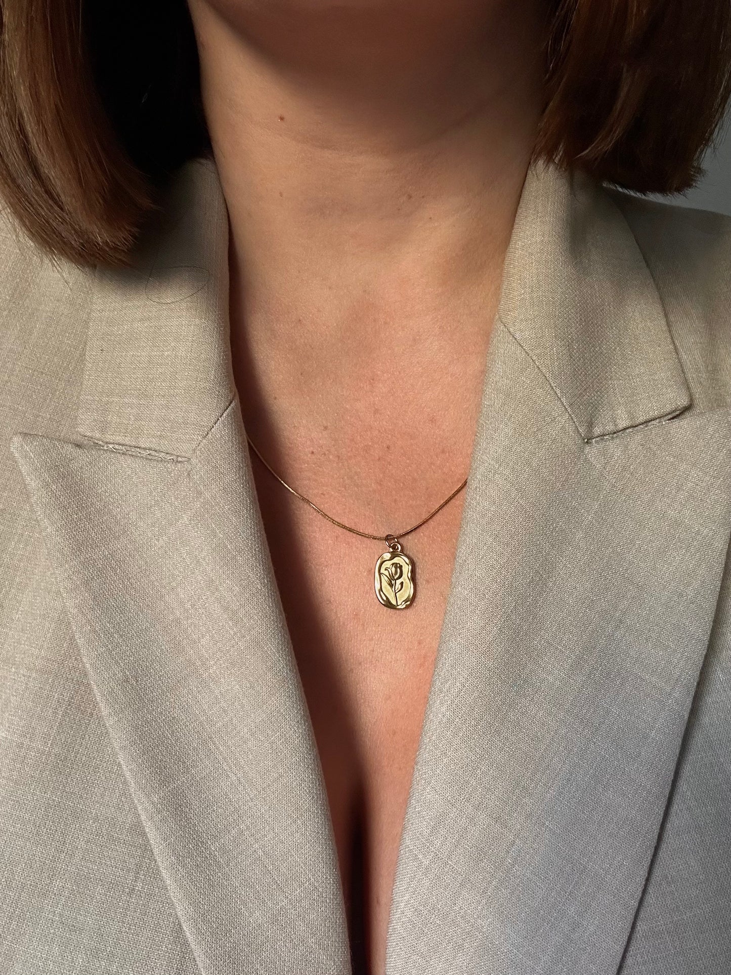 Collar Bella