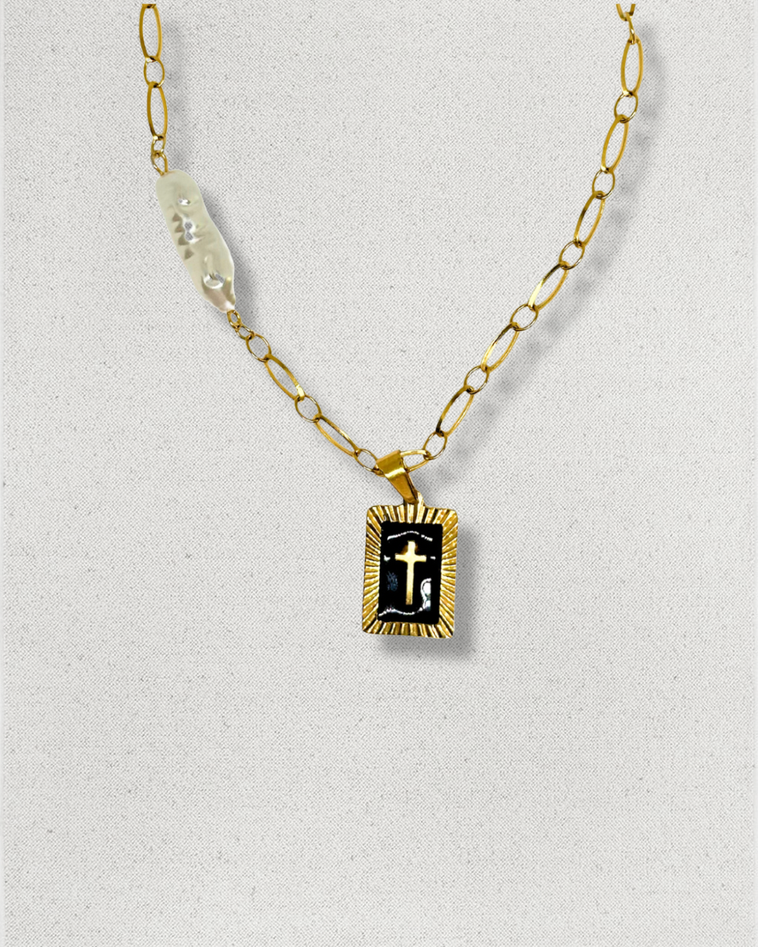 Collar Cruz Nácar