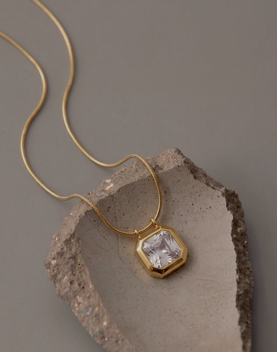 Collares