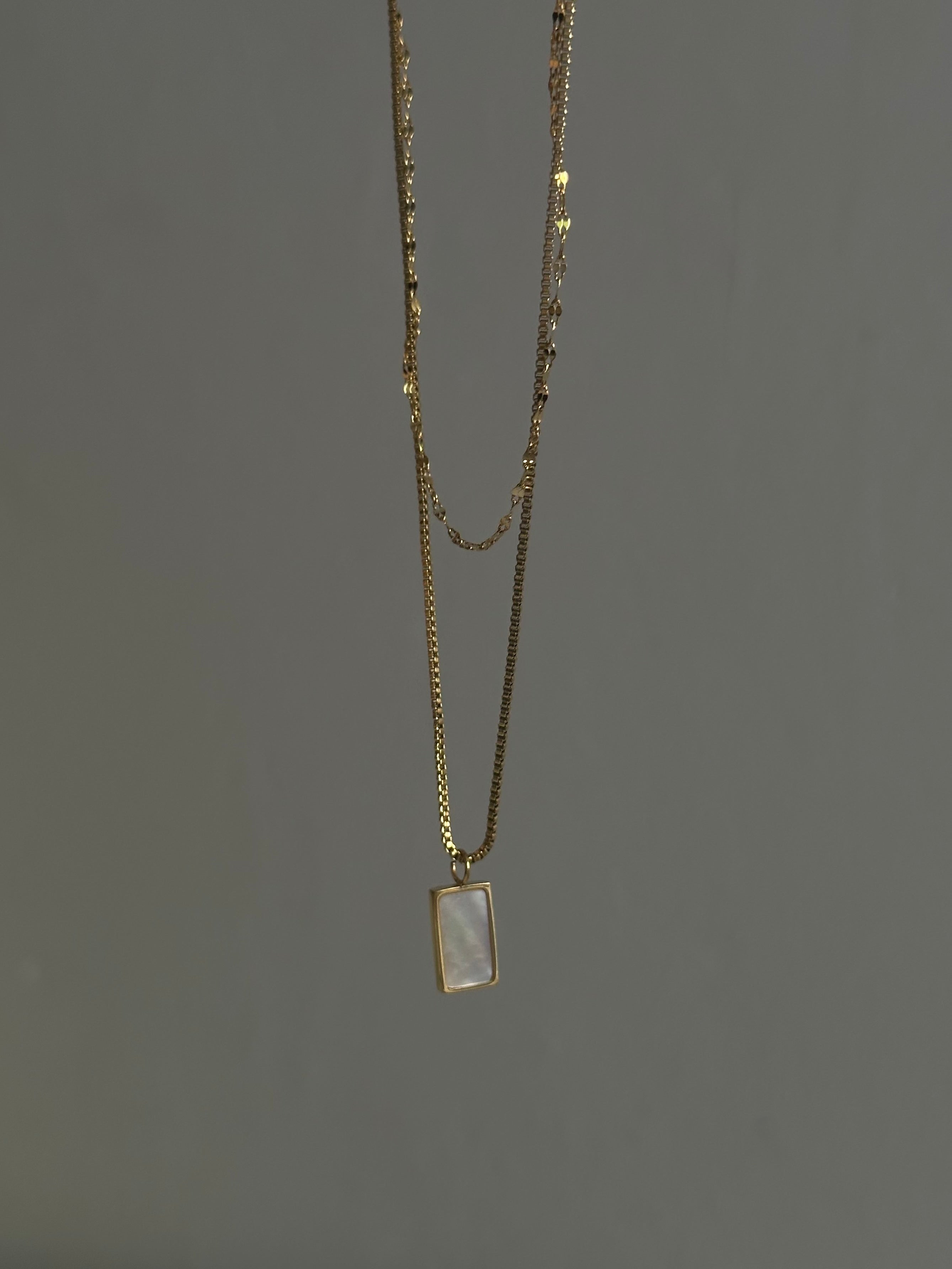 Collar Nácar doble
