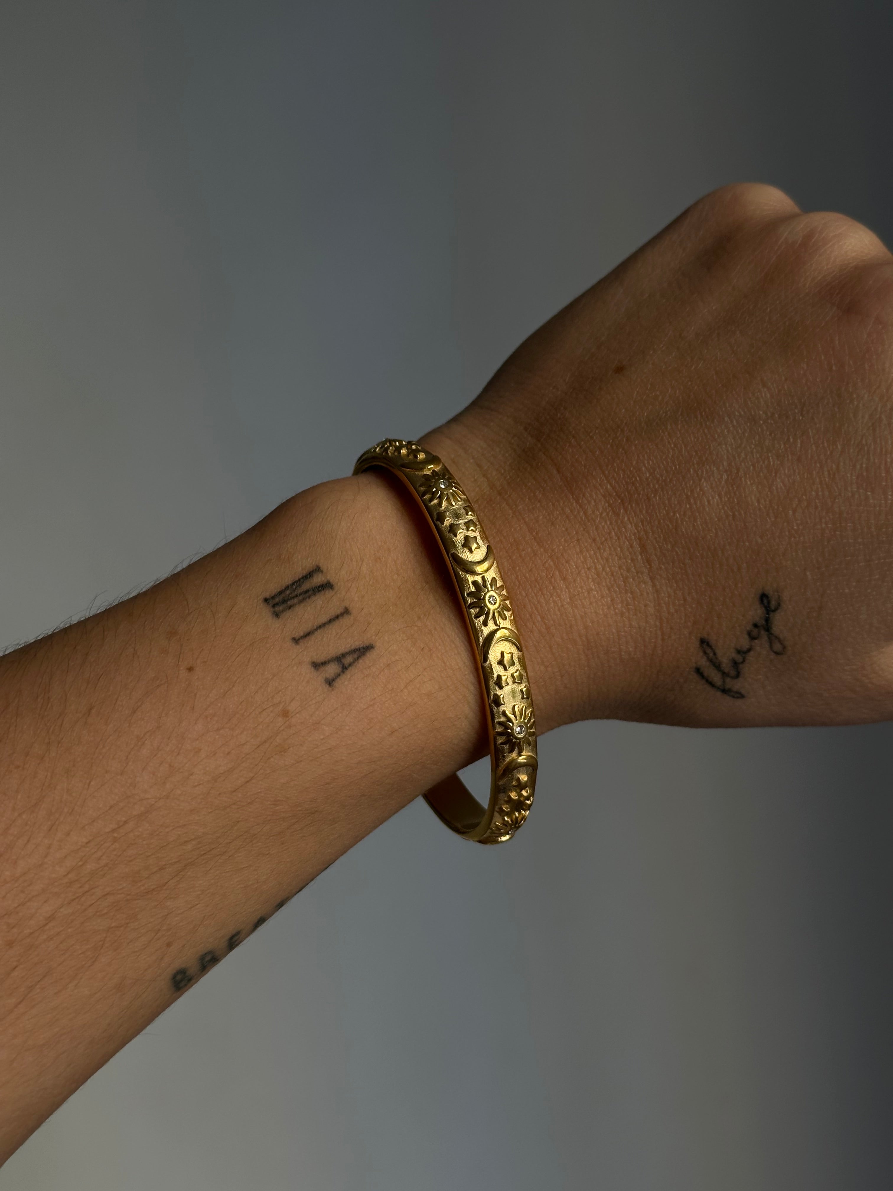 Brazalete Saturno