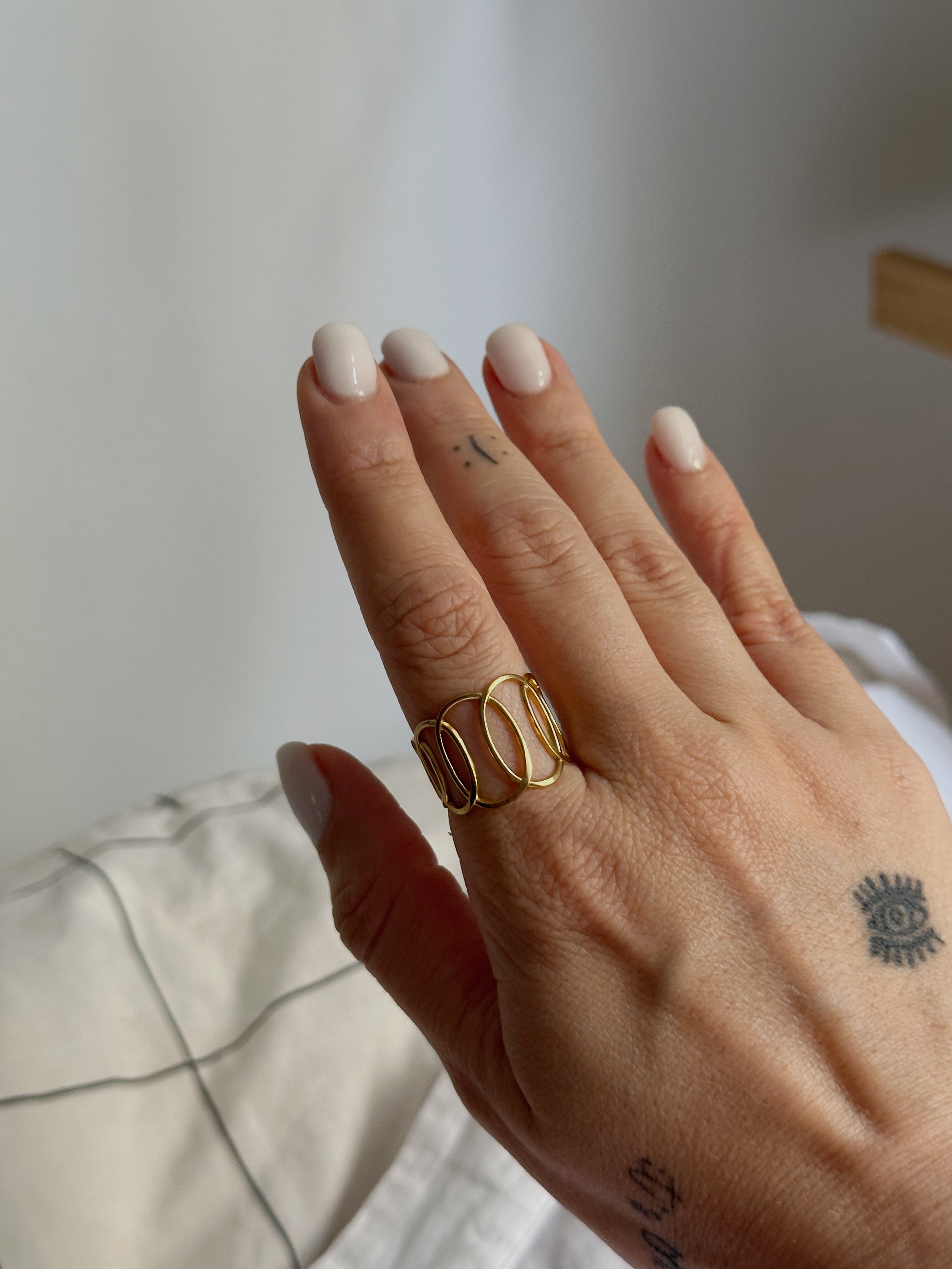 Anillo Emily