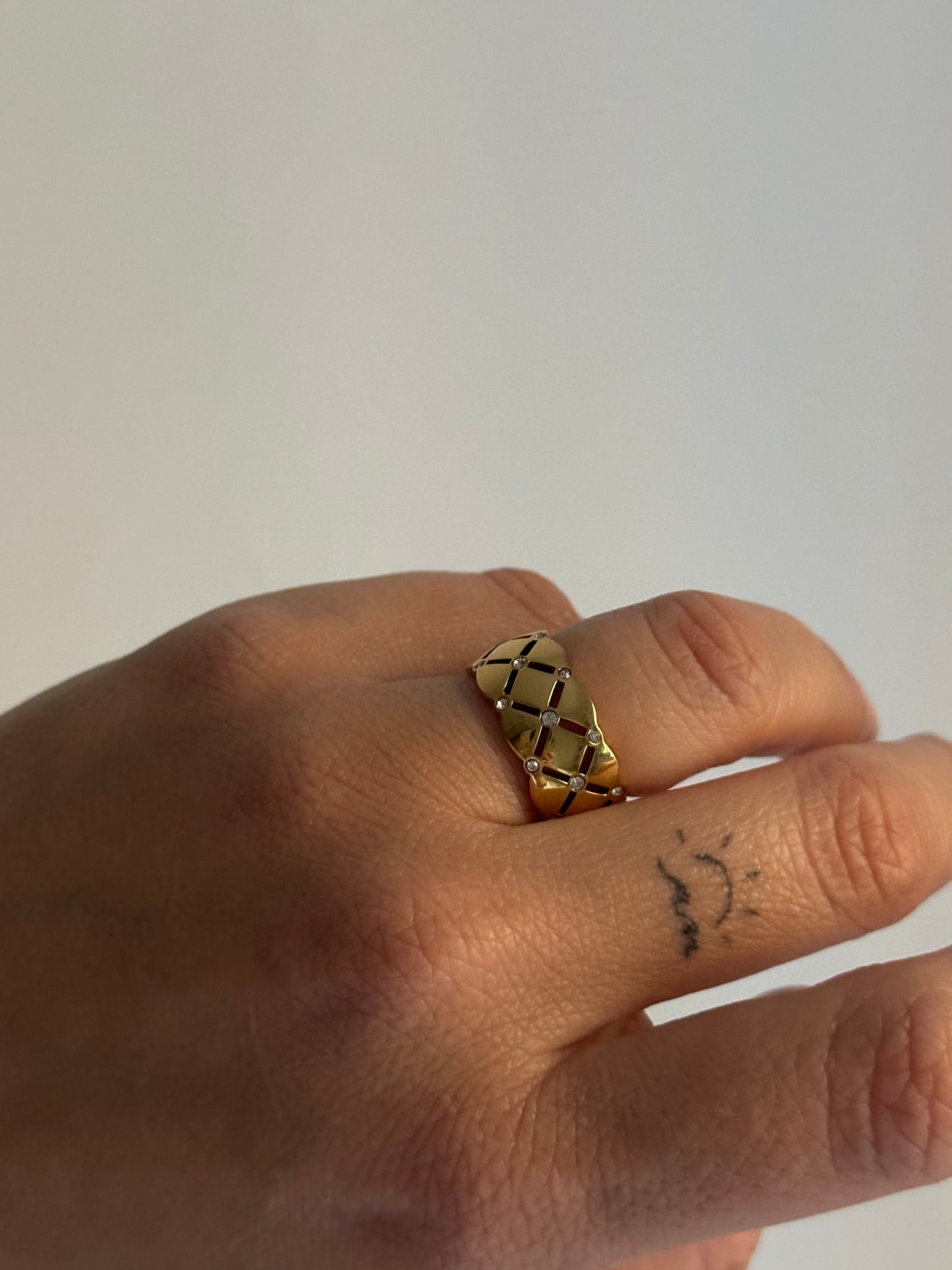 Anillo oro con circonitas