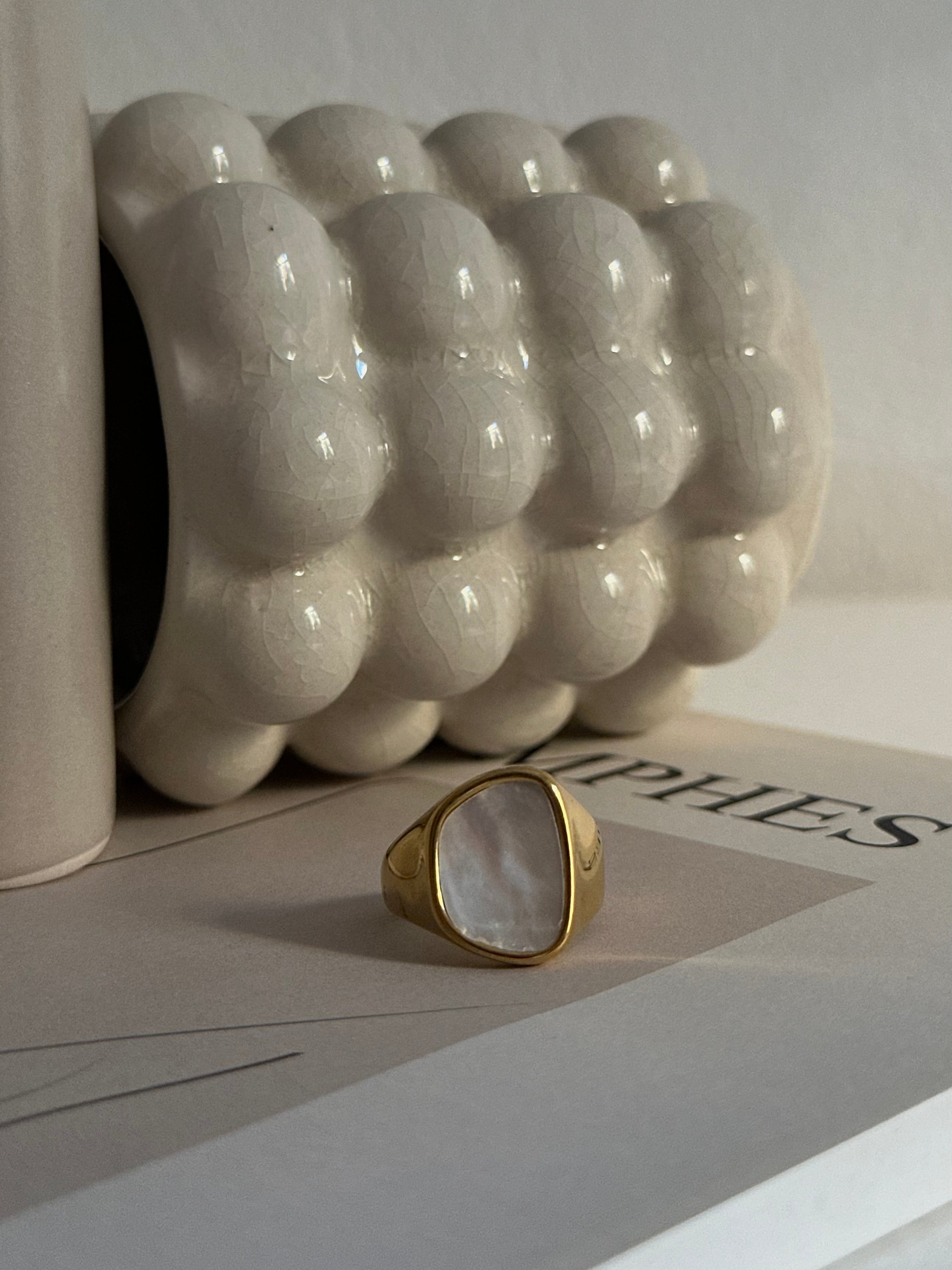 Anillo Scarlet
