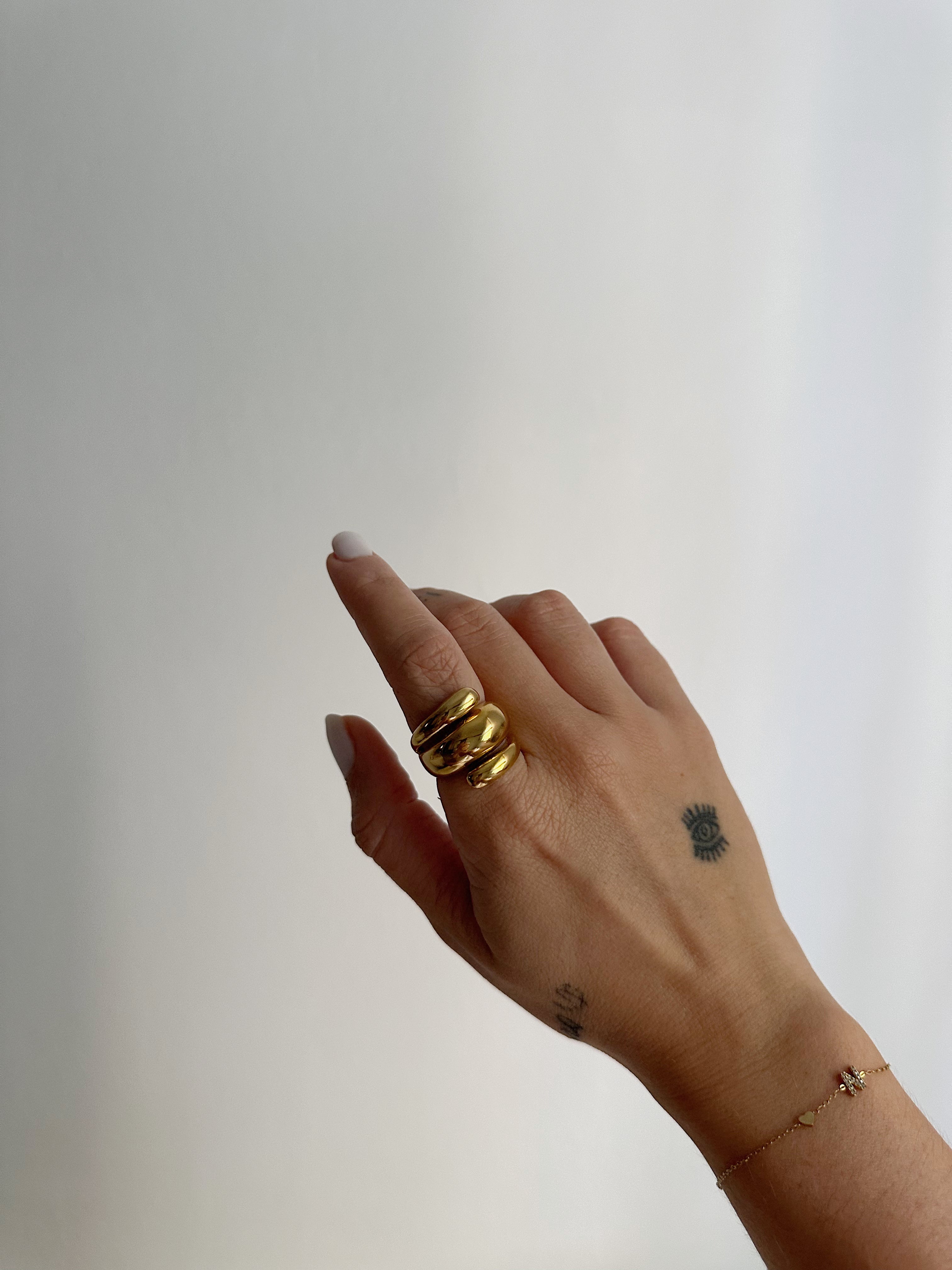 Anillo Antonietta