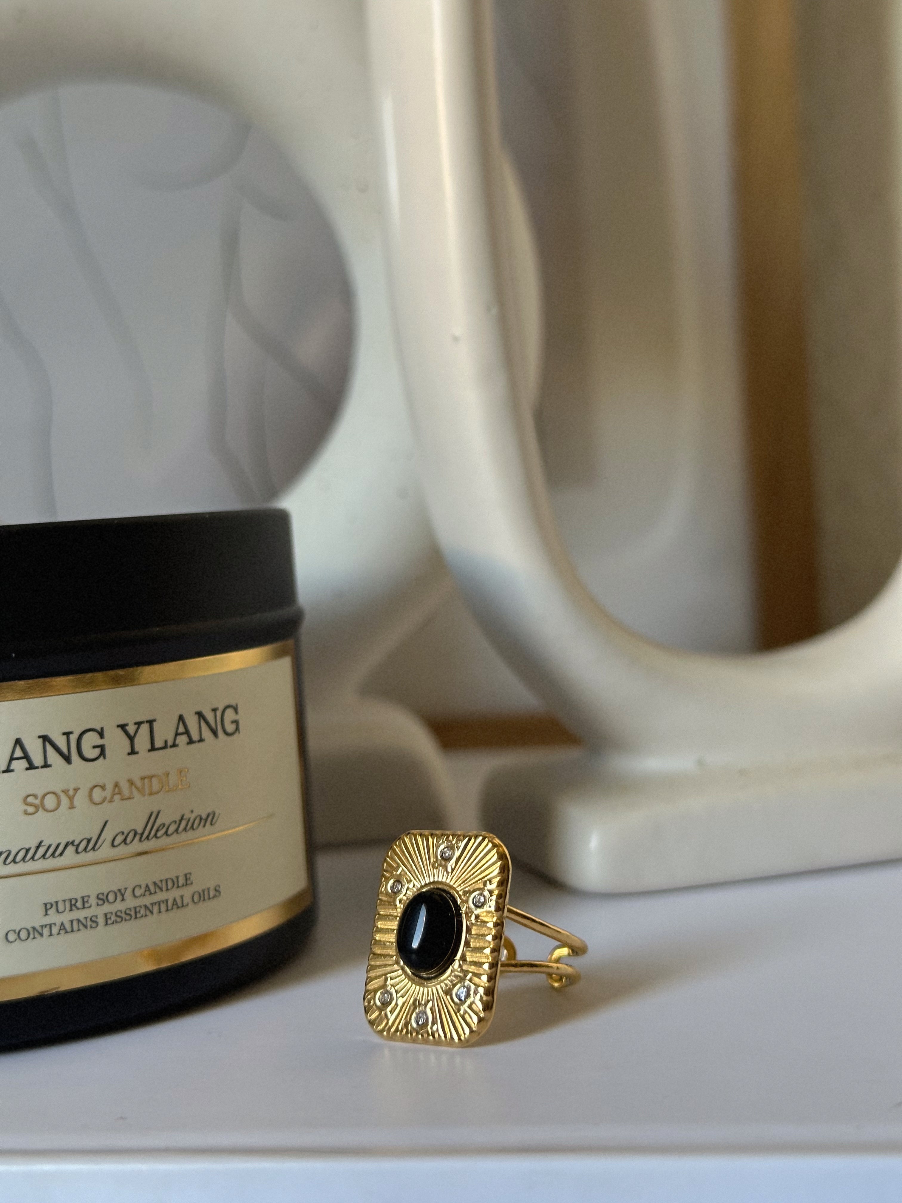 Anillo Noir