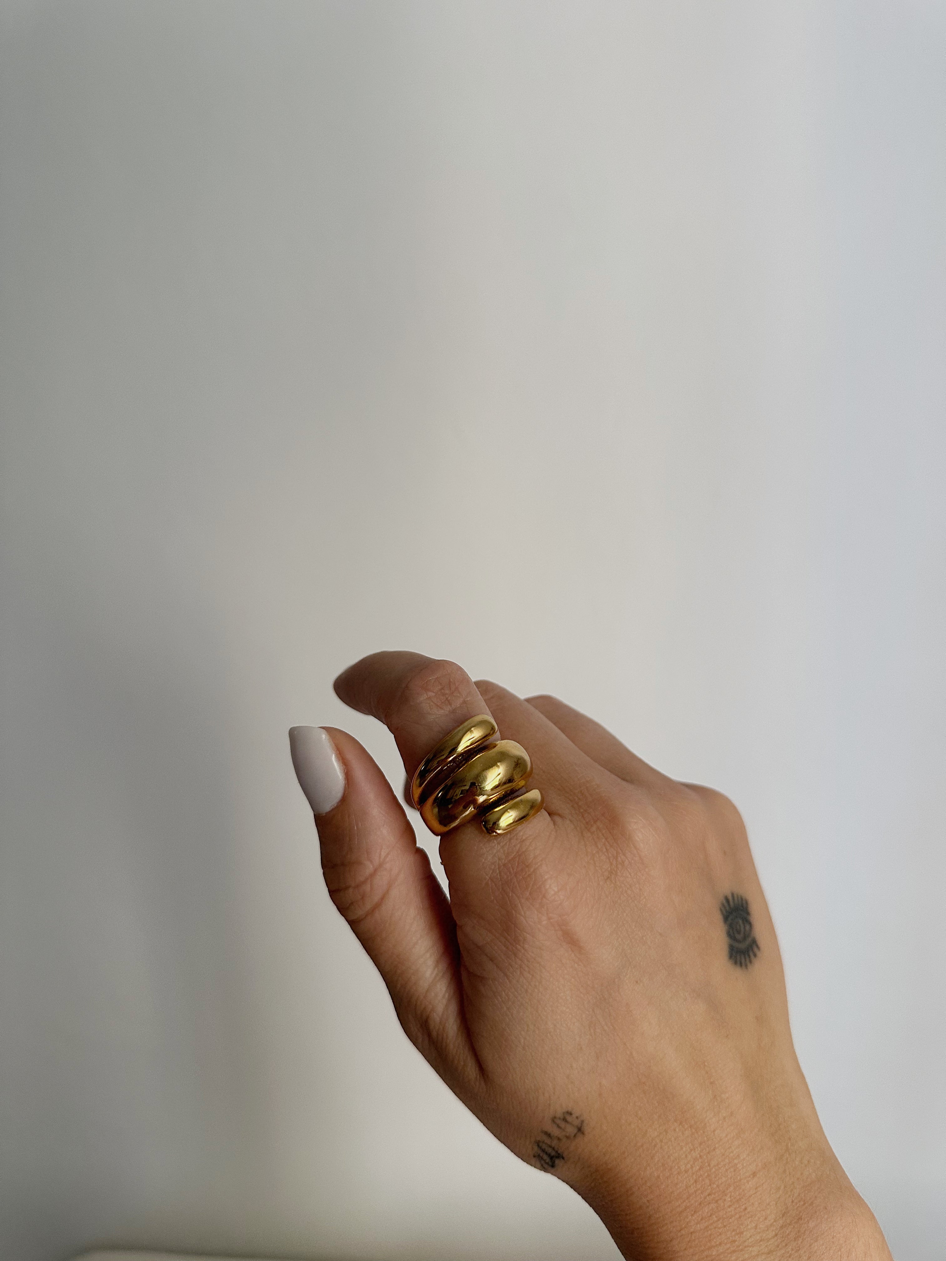 Anillo Antonietta