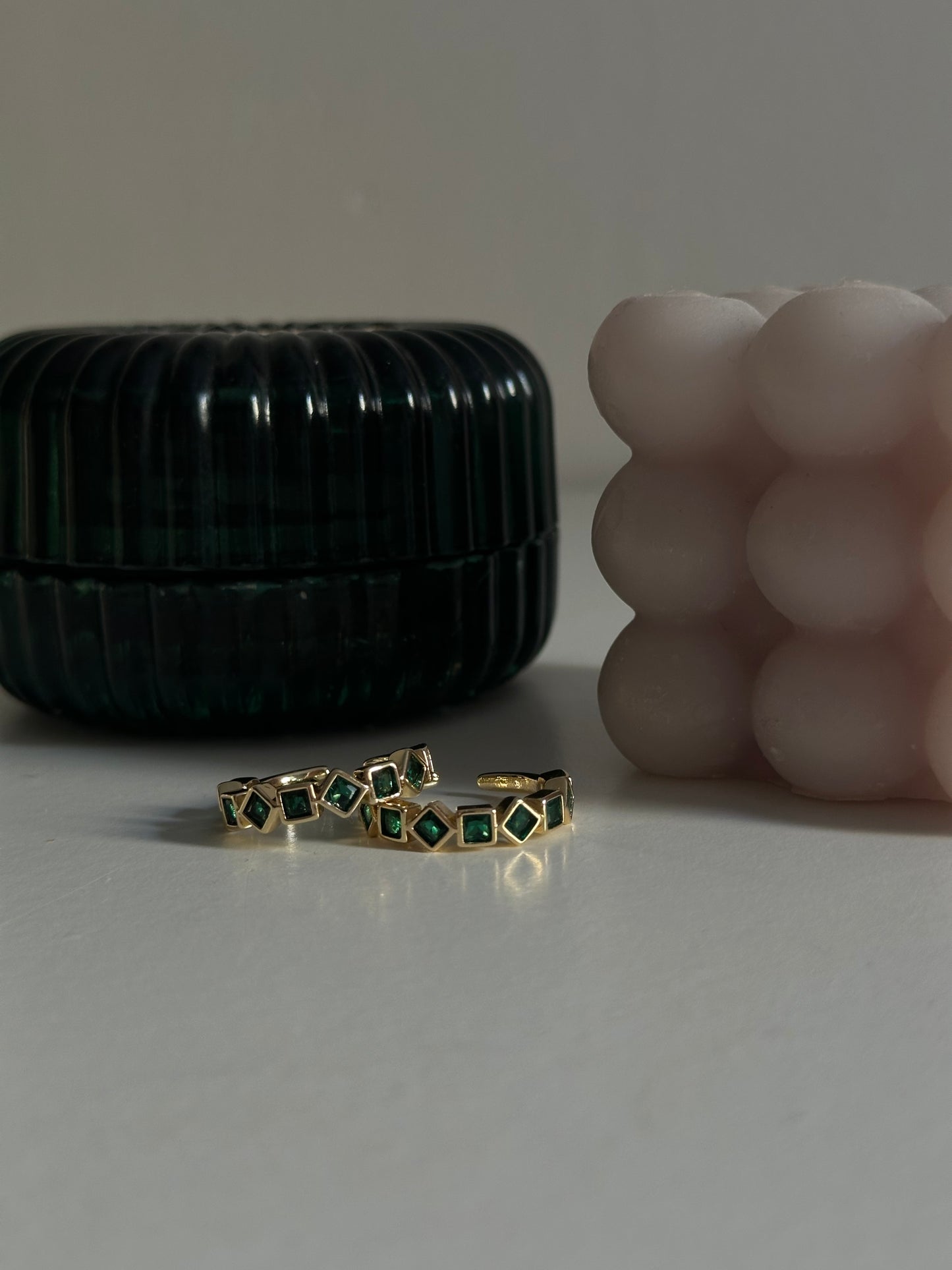 Anillo circonitas verde