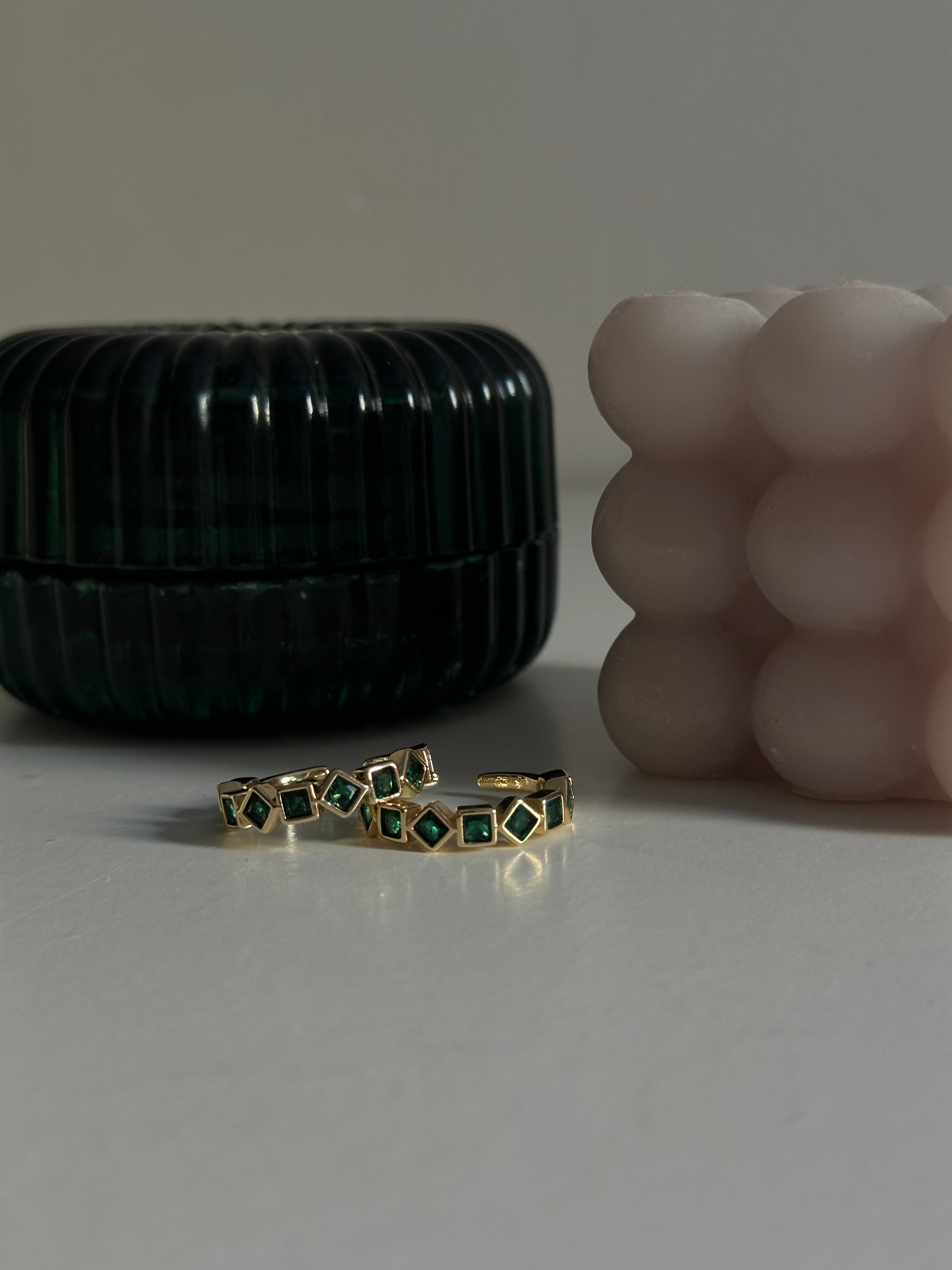 Anillo circonitas verde