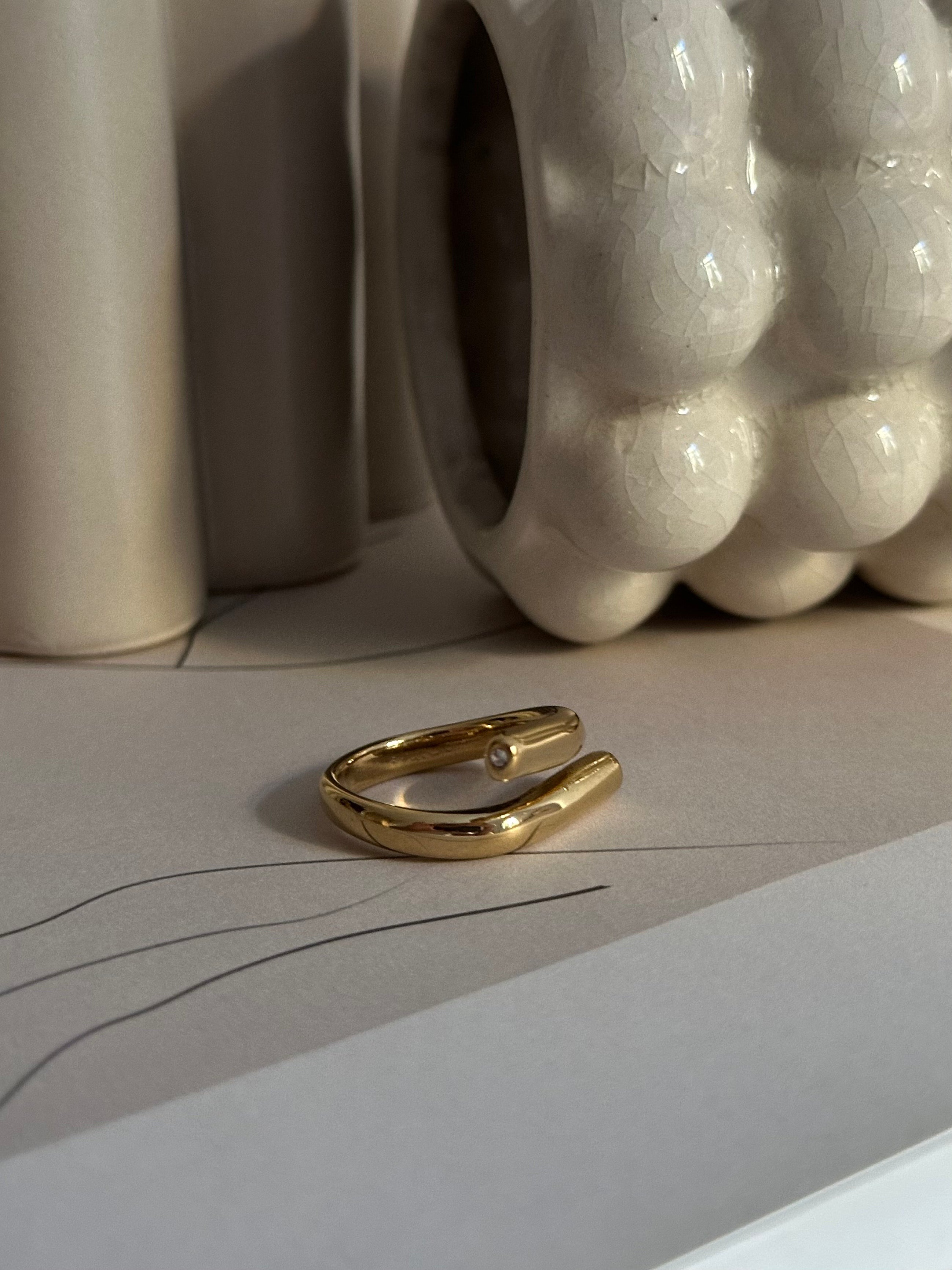 Anillo Greta
