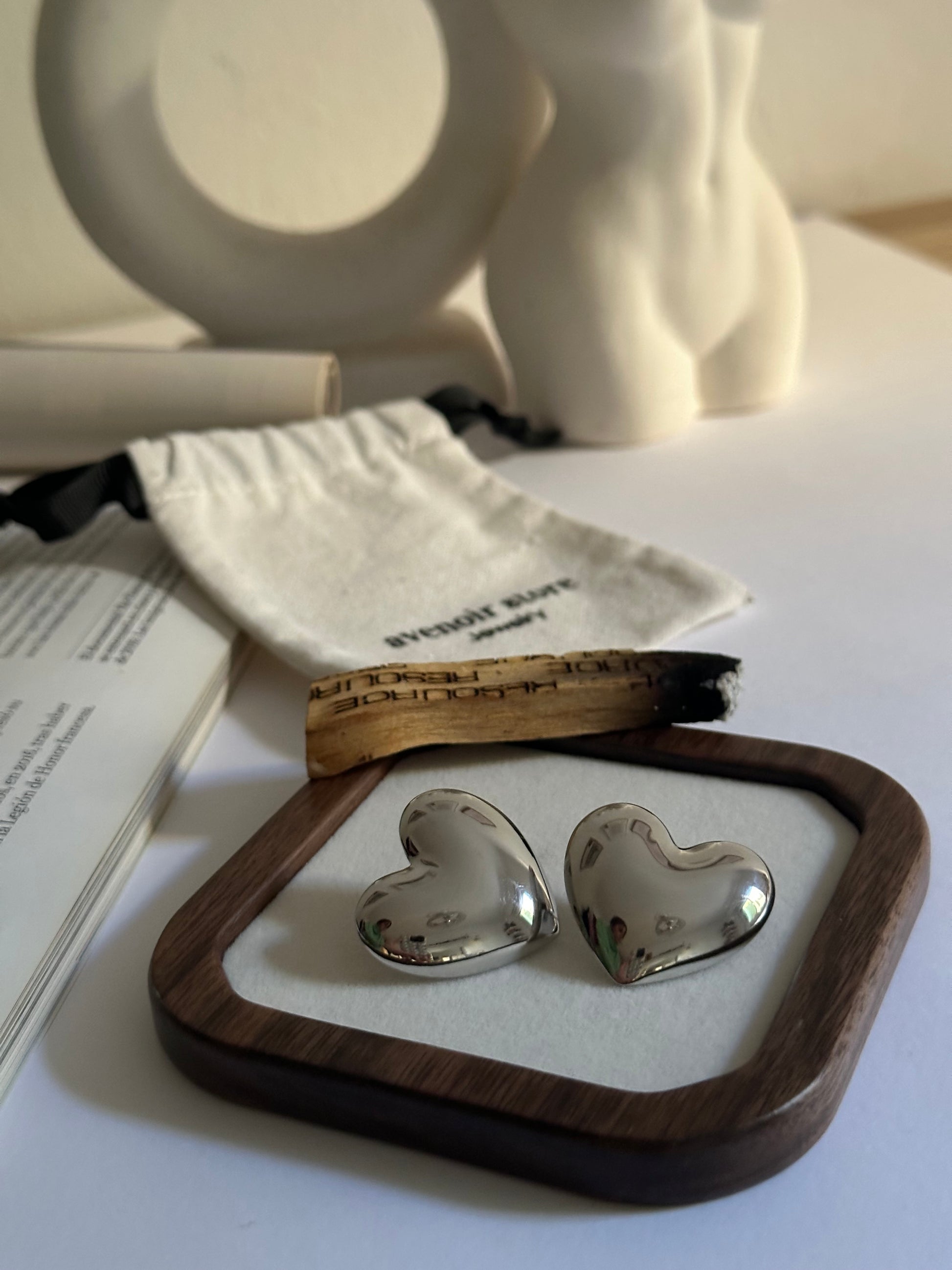 Pendientes de botones en forma de corazón plata 