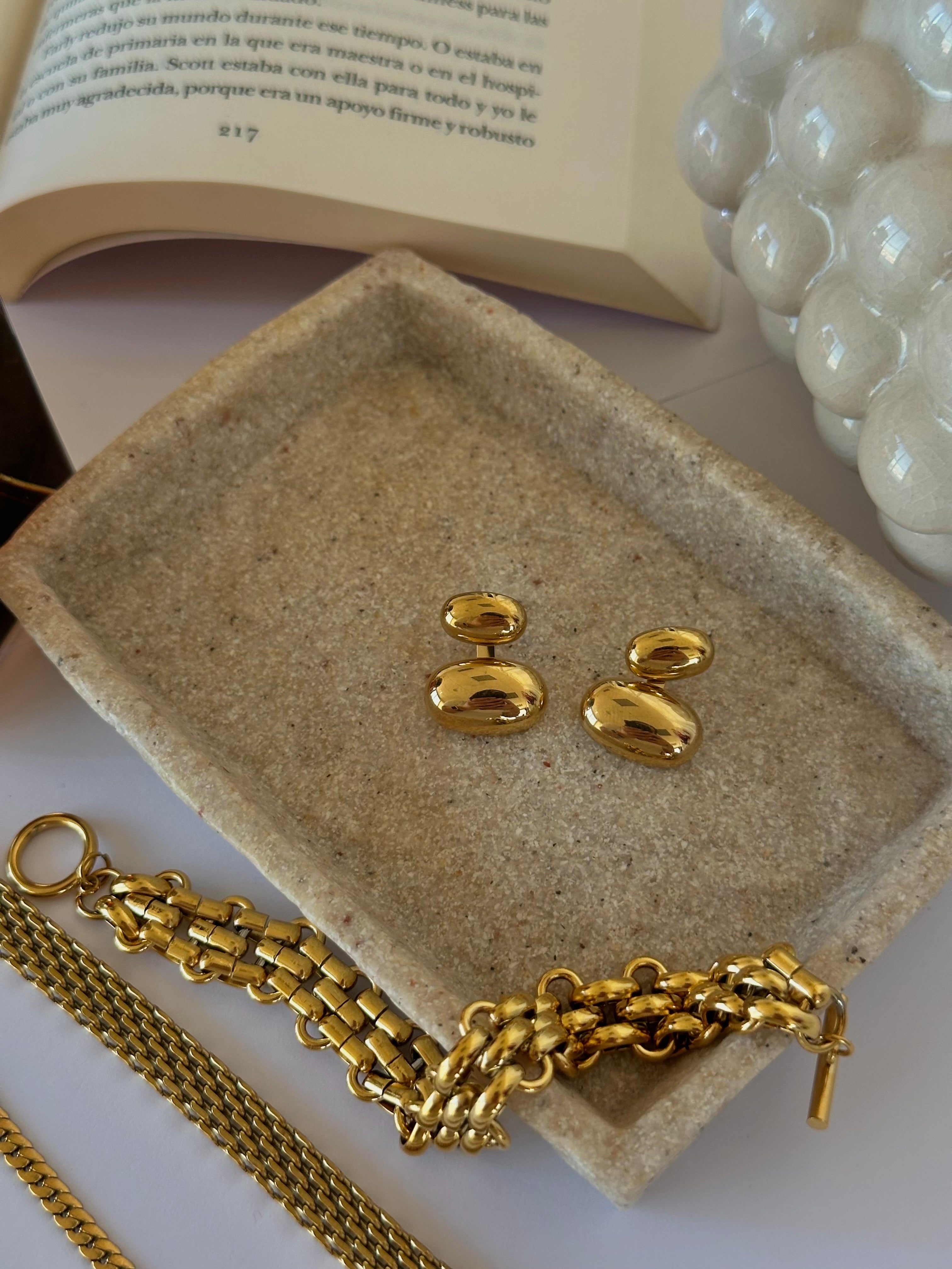 Pendientes Osiris