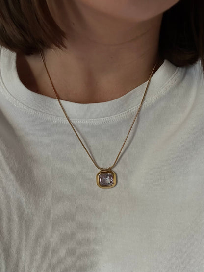 Collar Minerva Brillante