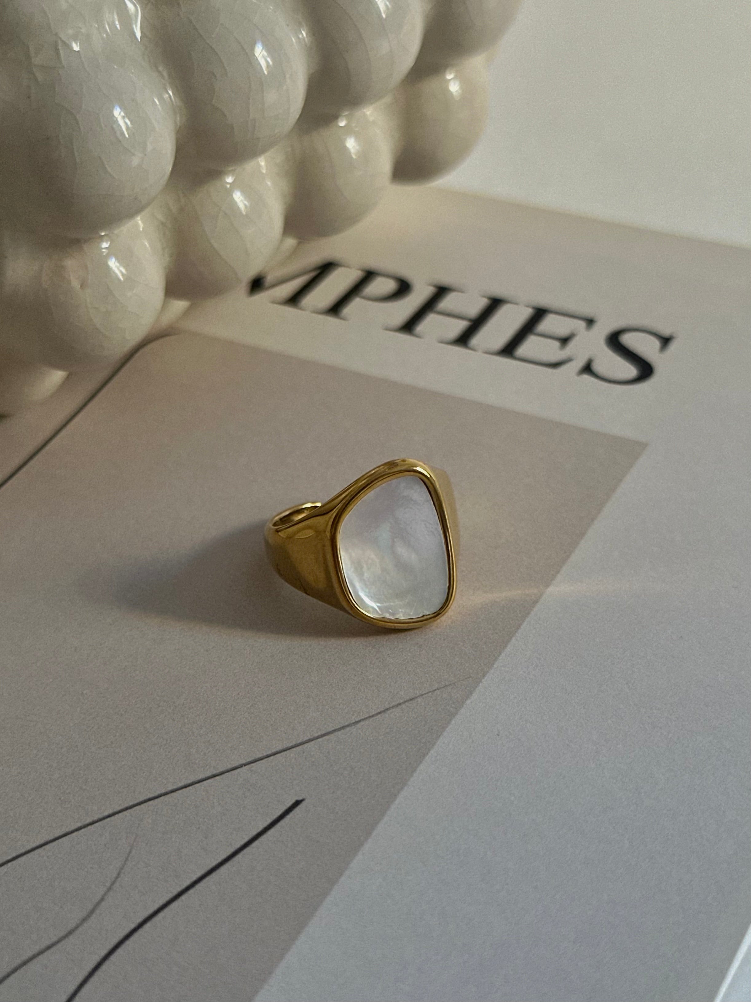 Anillo Scarlet