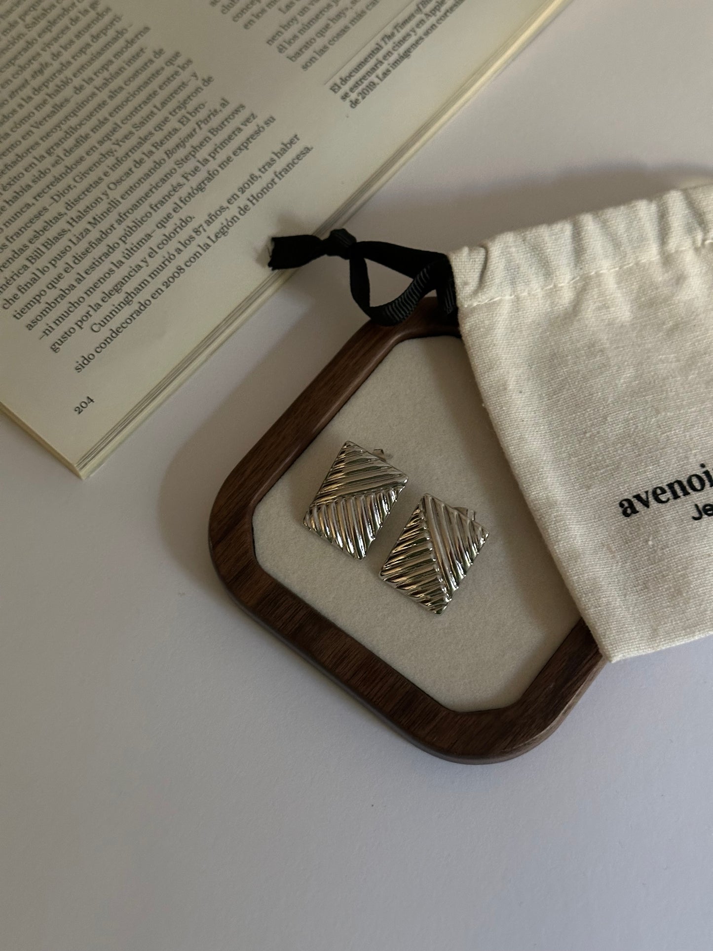 Pendientes texturizados plata