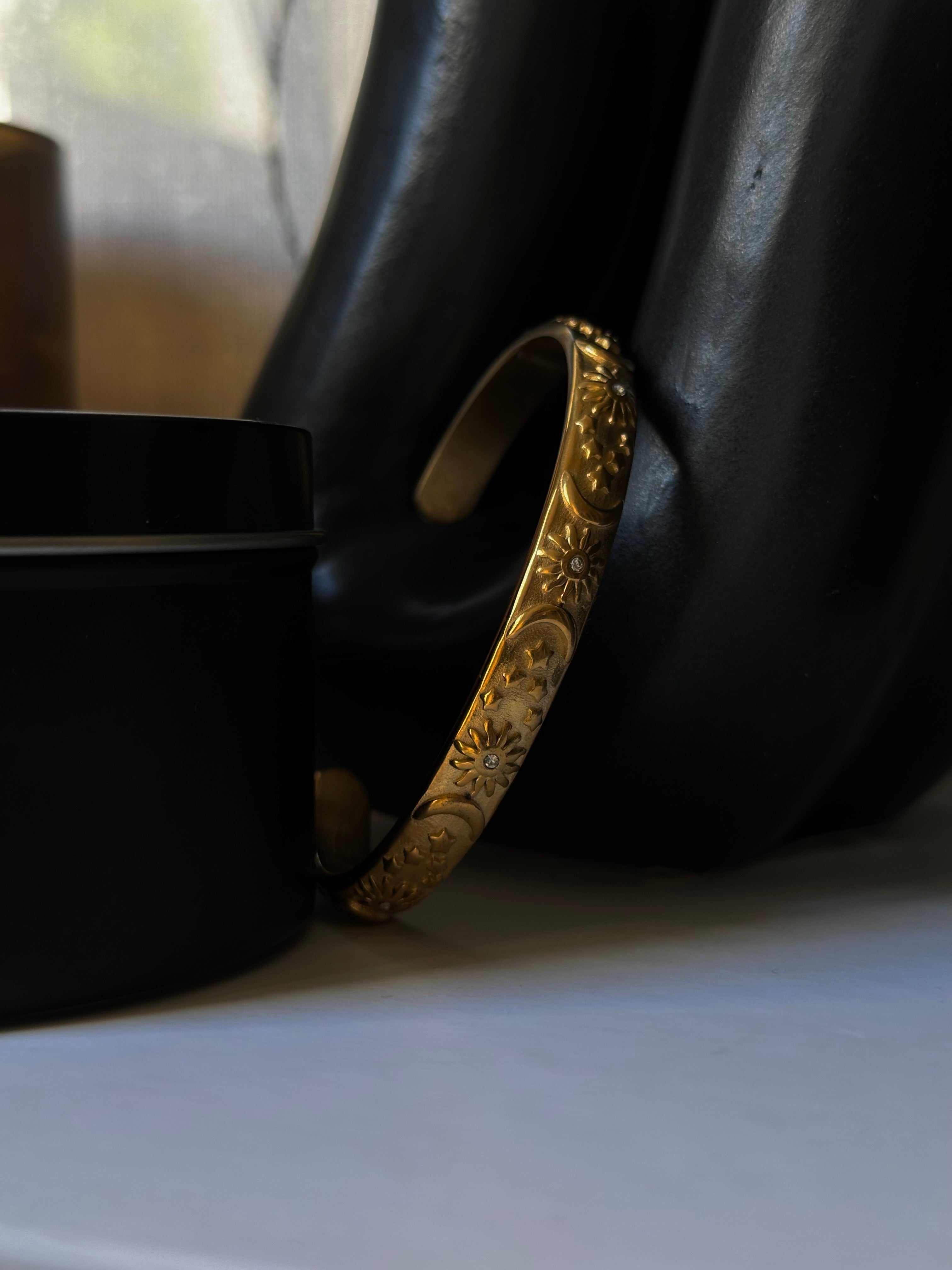 Brazalete Saturno