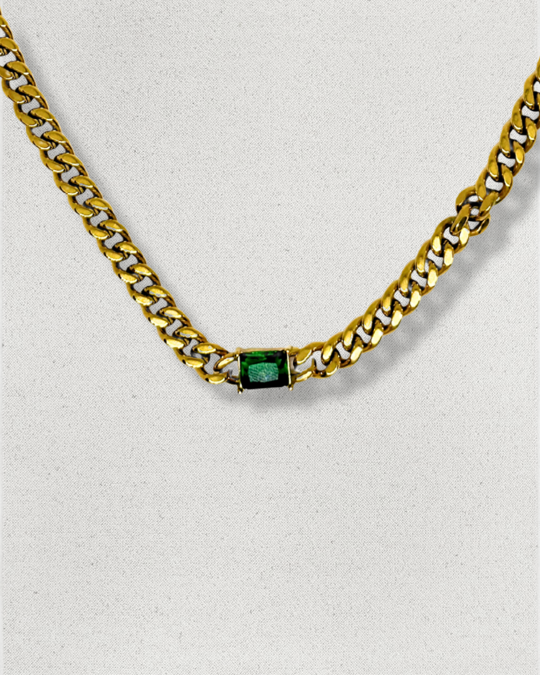 Collar Greco