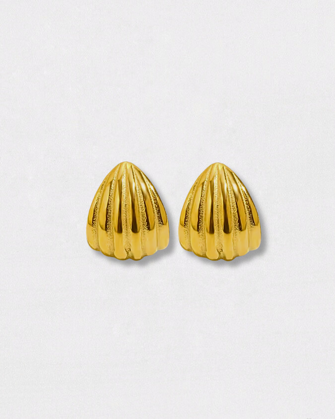 Pendientes pequeños de acero inoxidable, oro y textura de rayas 